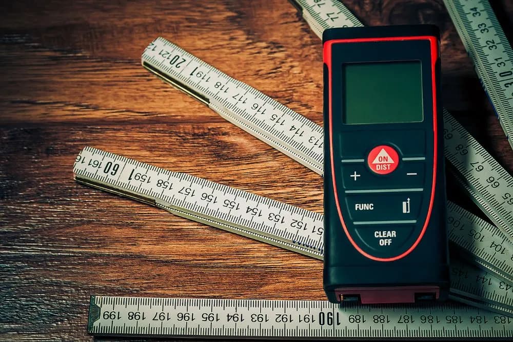 Ranking dalmierzy laserowych: Najlepsze modele do precyzyjnych pomiarów