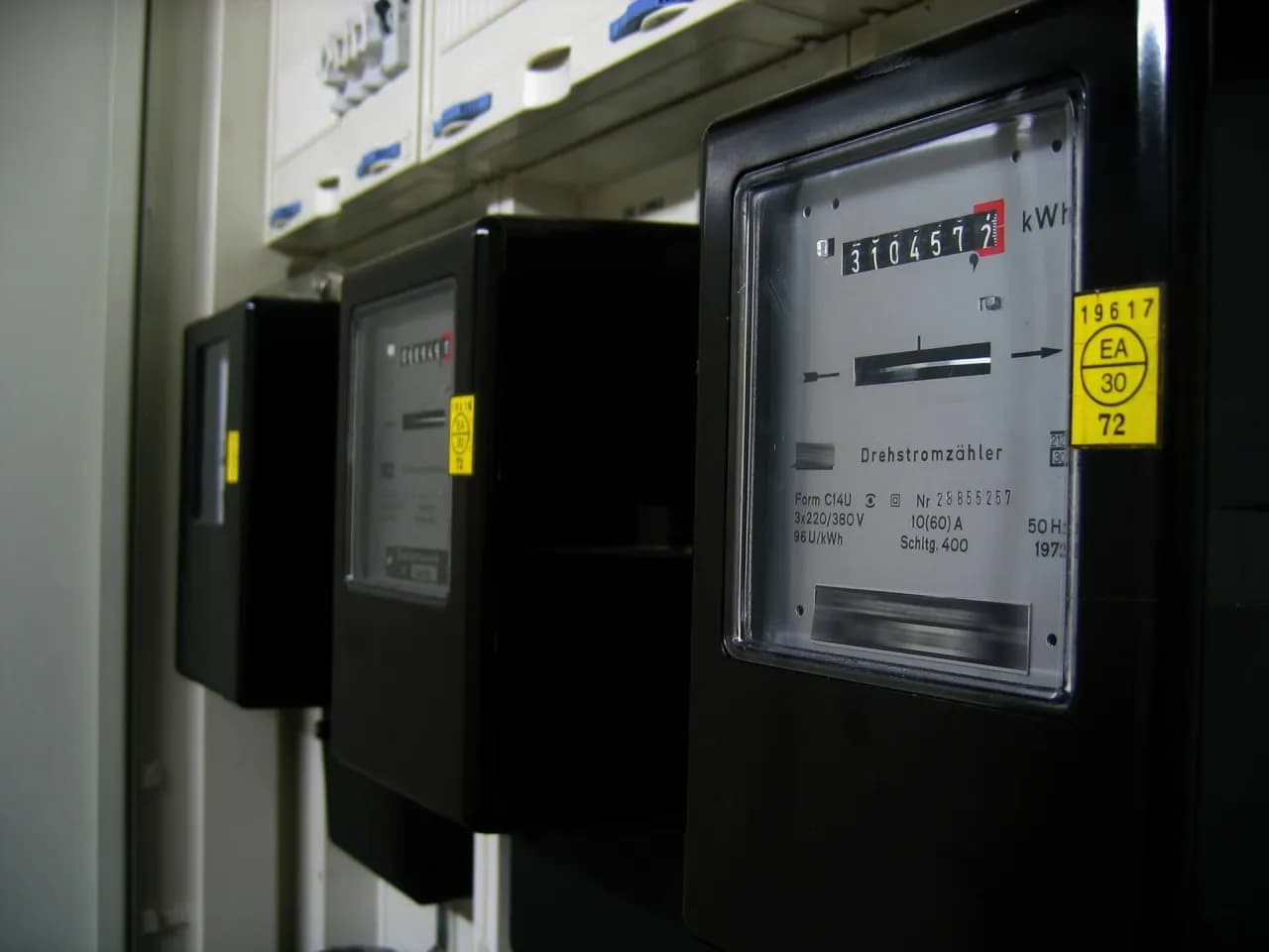 Jak 500w przelicza się na kwh? Zaskakujące fakty o energii
