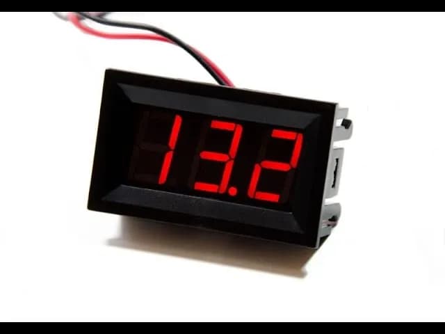 Jak podłączyć woltomierz w motocyklu - uniknij błędów i oszczędź czas